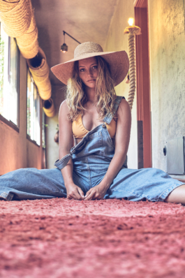  Ross Woodhall - Action & Lifestyle Photography